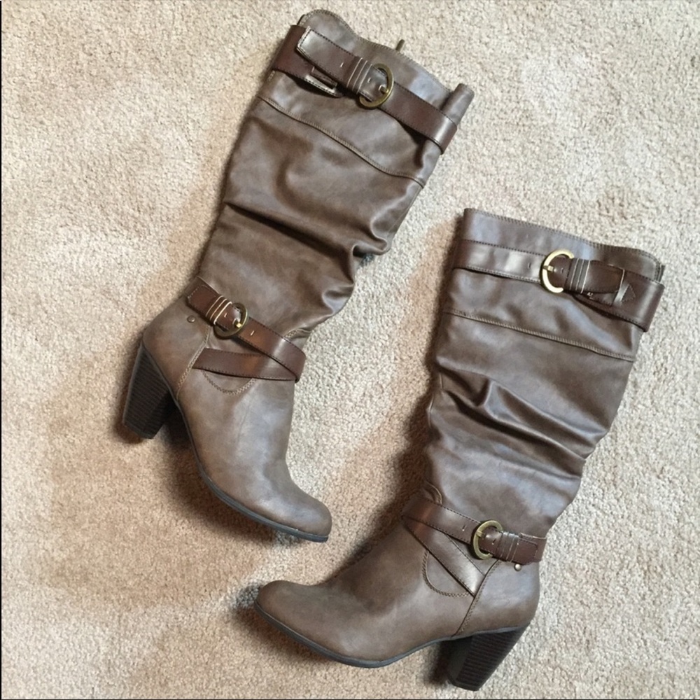 Crown Vintage Boots